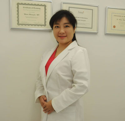 特徴1：女性ドクターの院長自ら施術